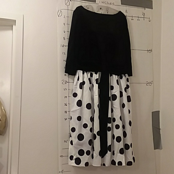 Dress V velvet bodice dress - Picture 7 of 10